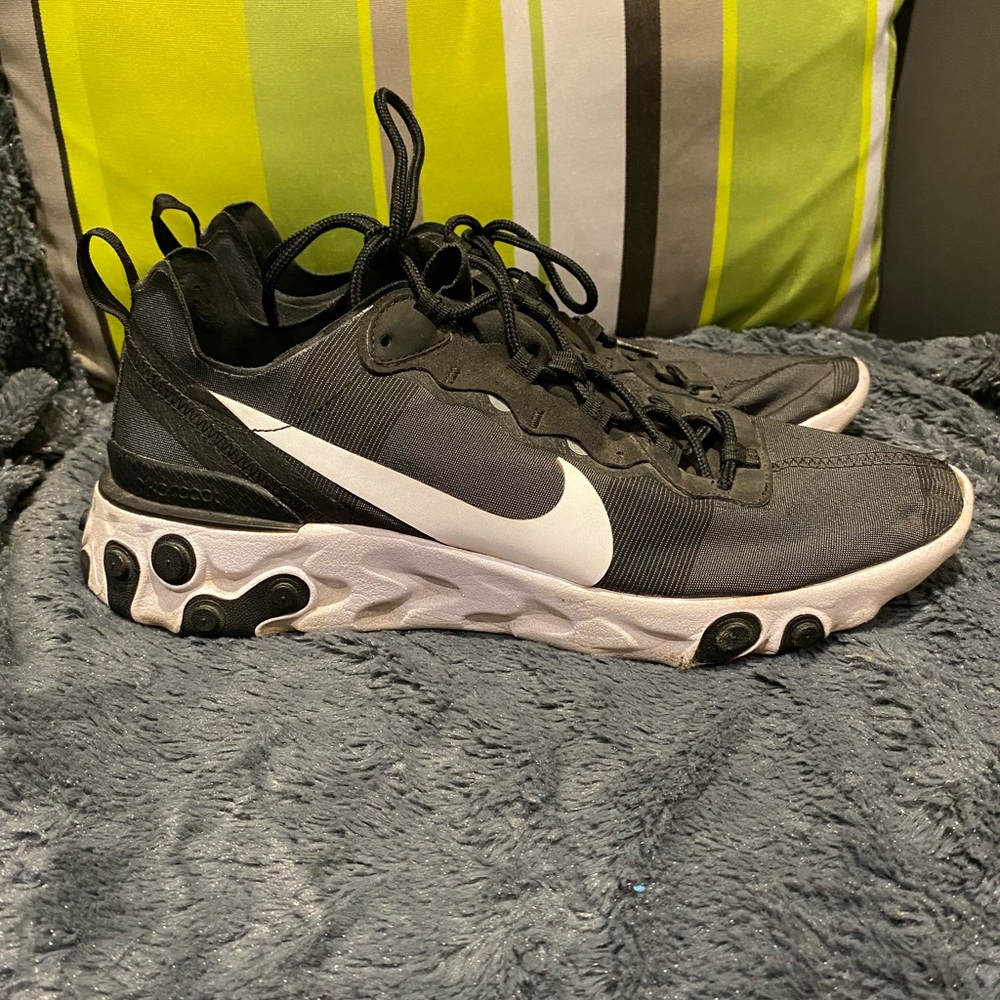 Nike react